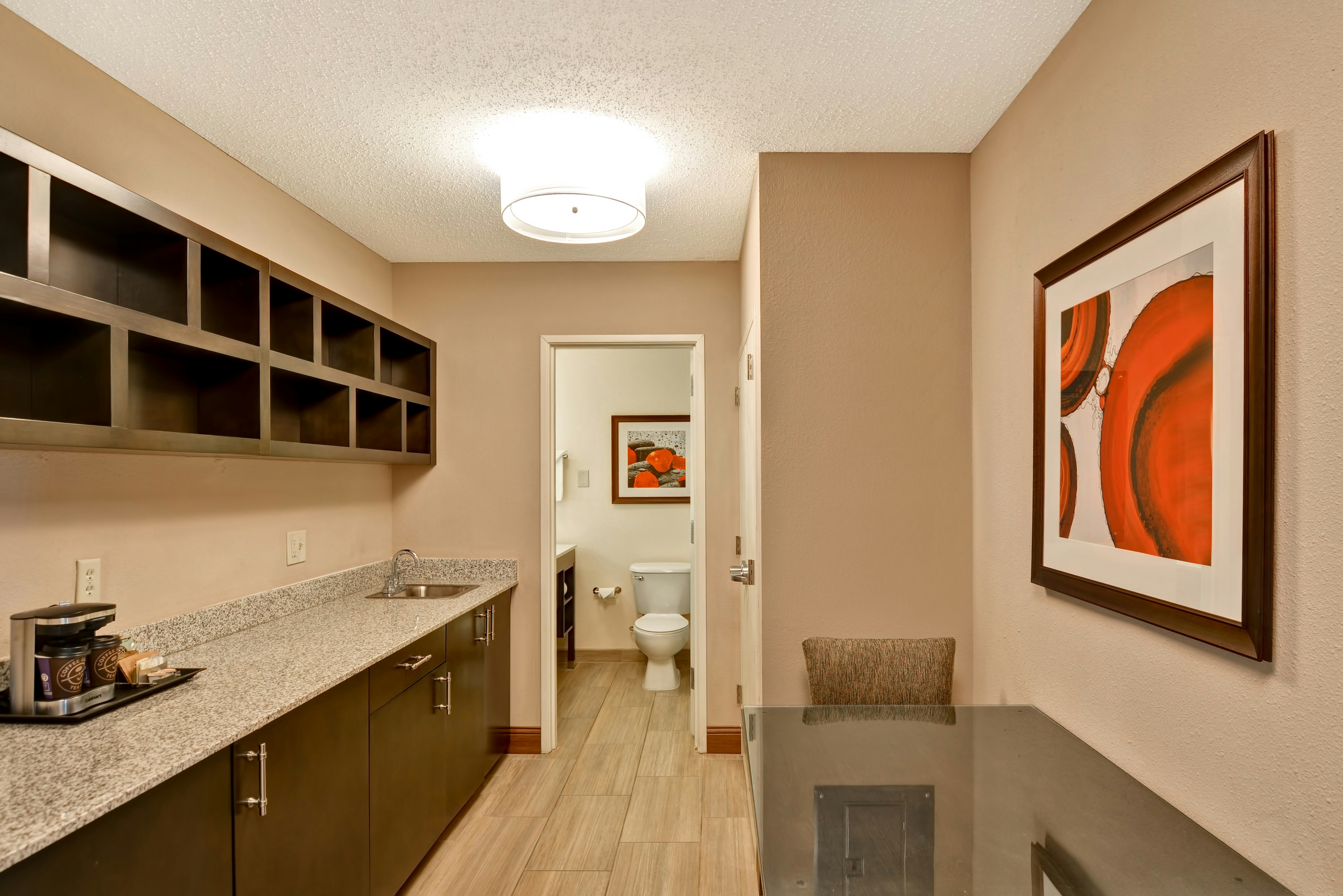 1 KING STUDIO SUITE