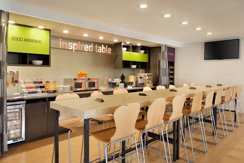 Home2 Suites Roanoke Airport