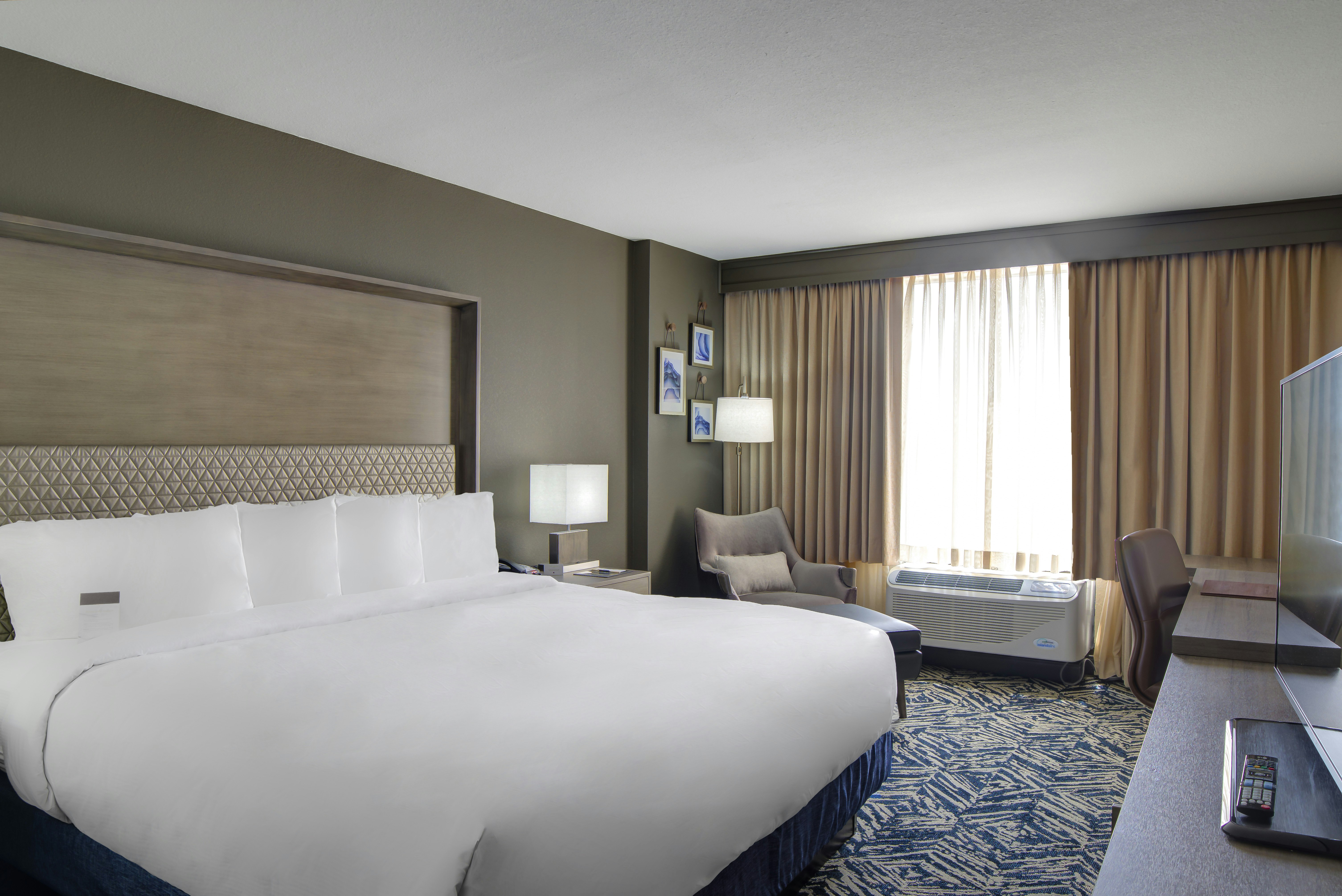 DoubleTree by Hilton Harrisonburg