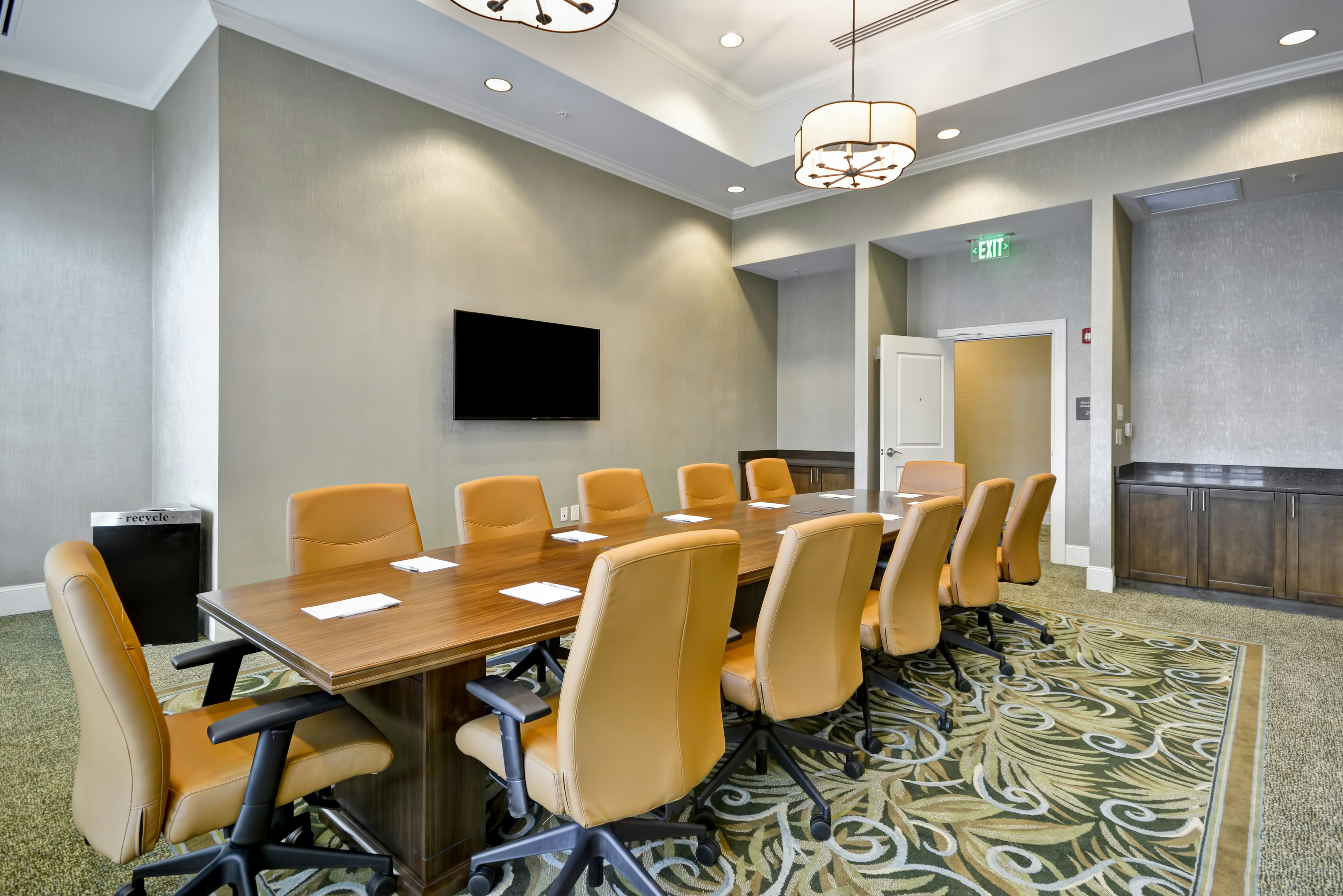 Hampton Inn & Suites Charleston Airport