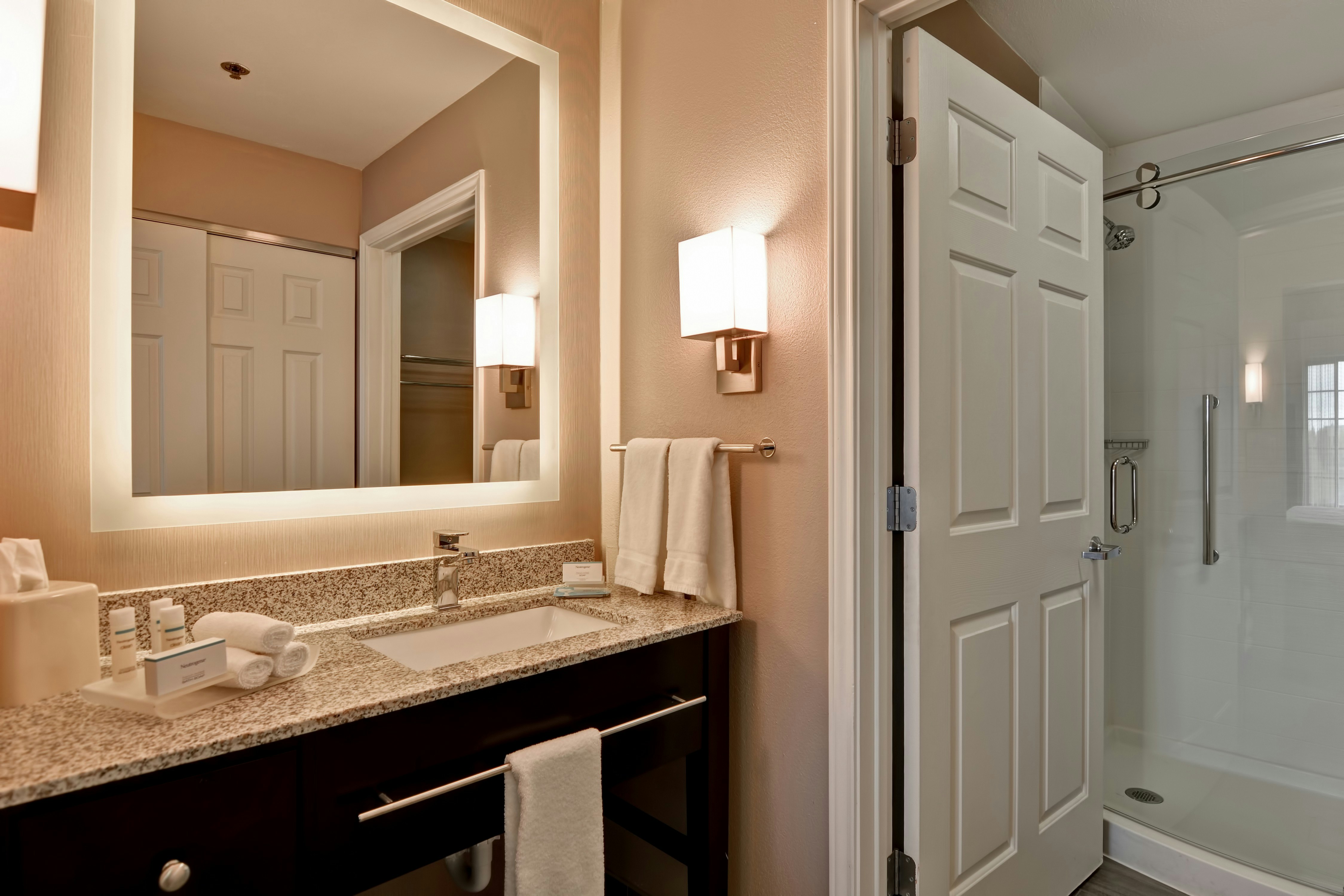 Homewood Suites by Hilton Aurora Naperville