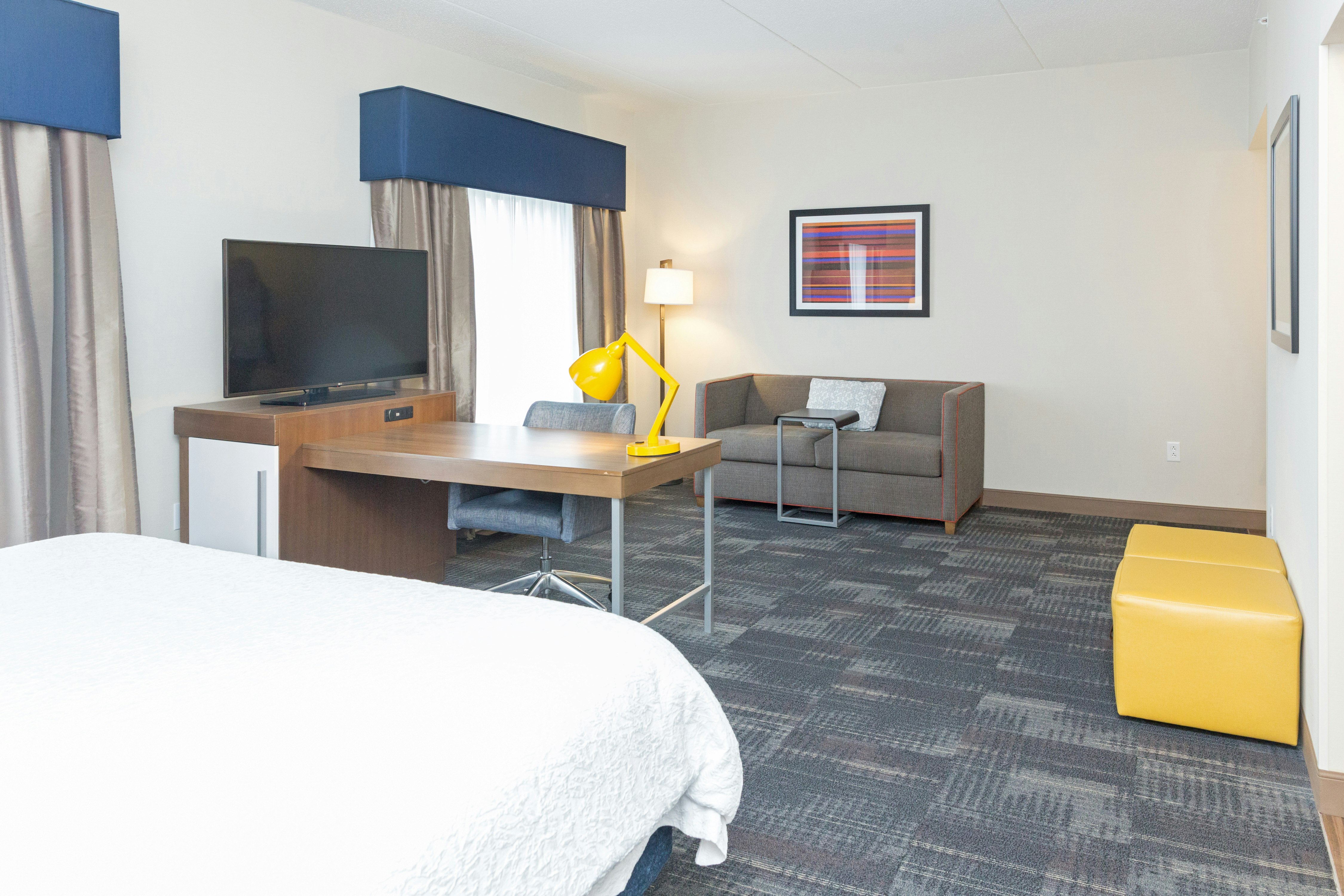 Hampton Inn & Suites West Morgantown University Towne Centre