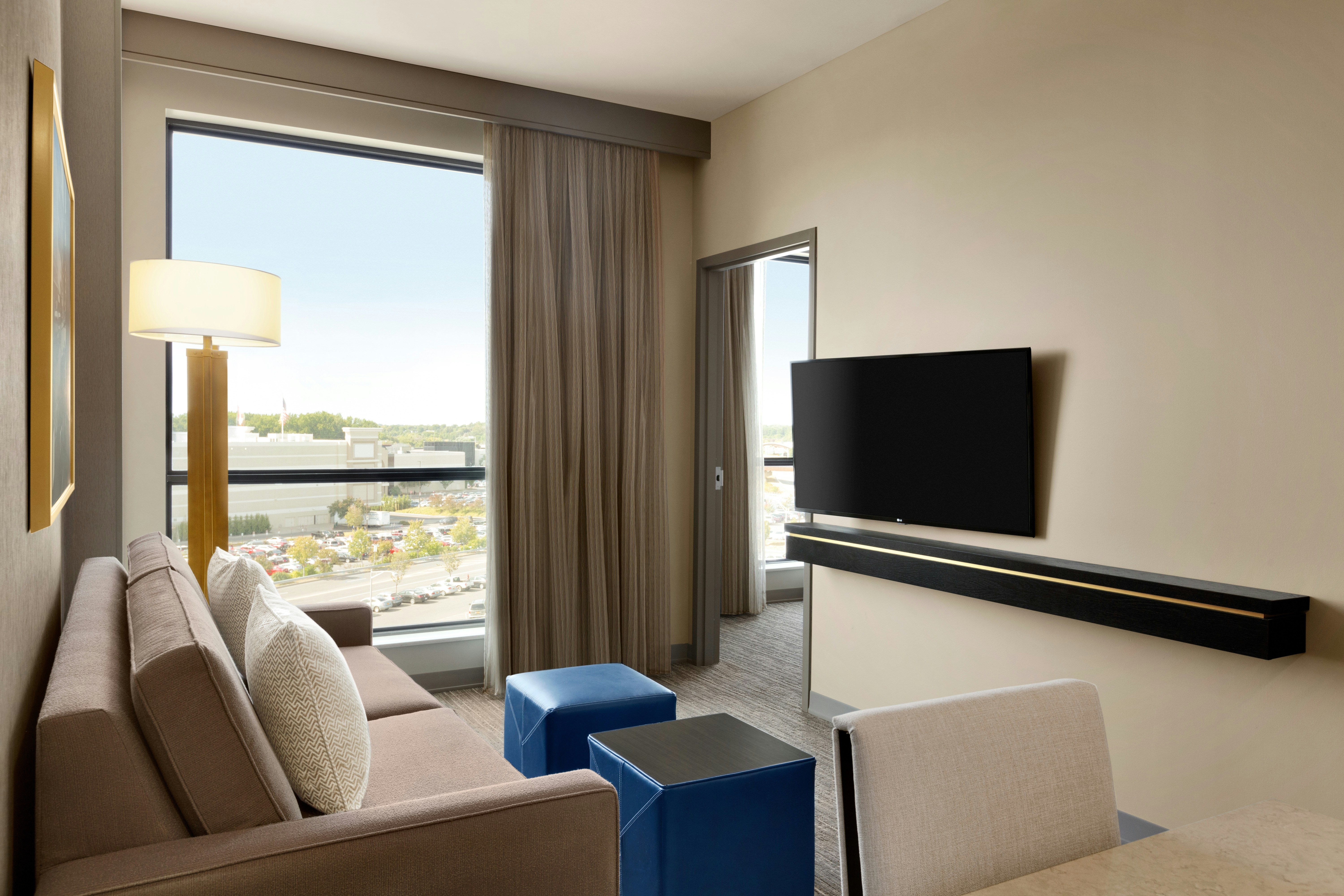 1 KING BED 2 ROOM SUITE