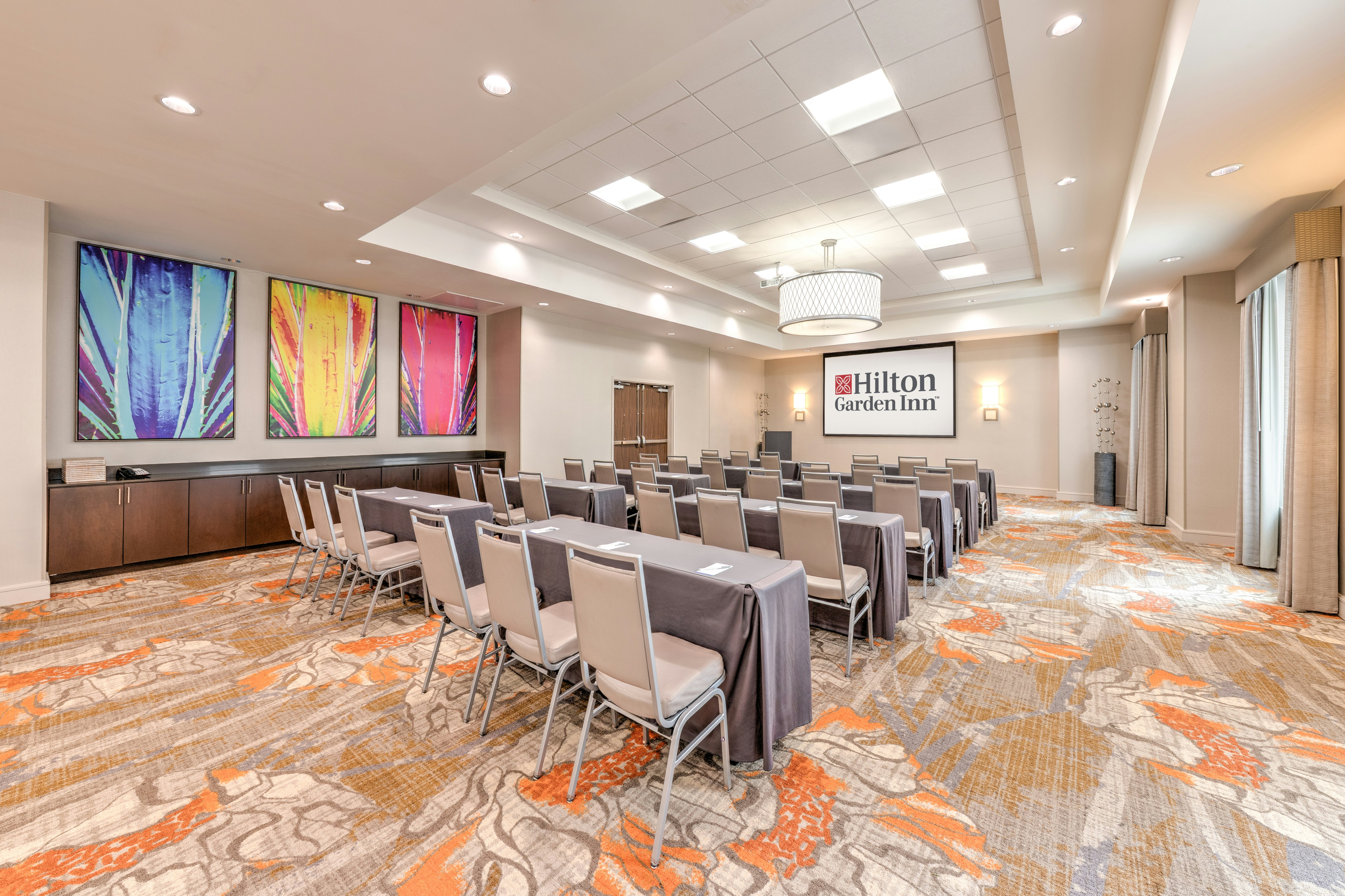 Hilton Garden Inn San Antonio Downtown Riverwalk