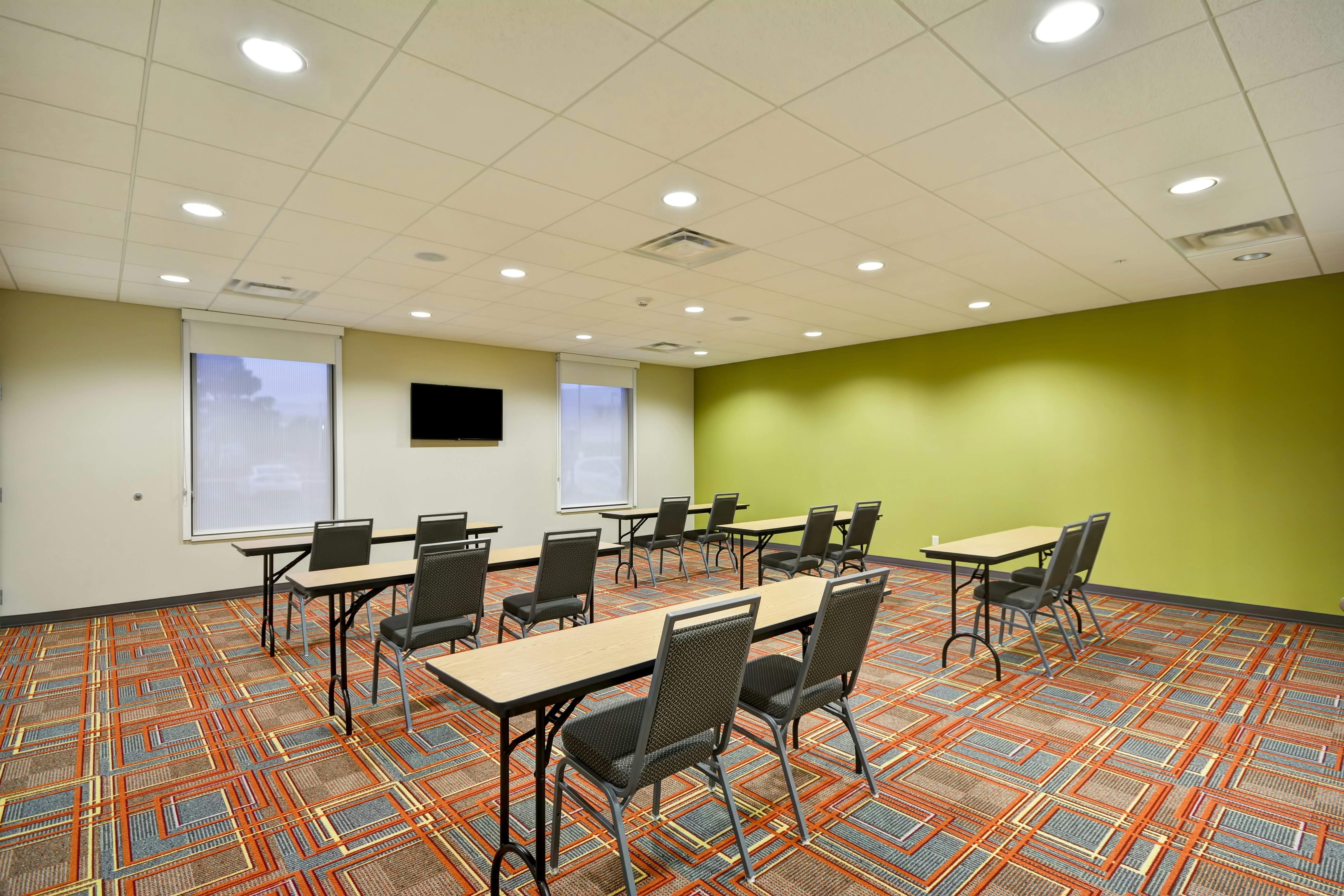 Home2 Suites by Hilton Decatur Ingalls Harbor