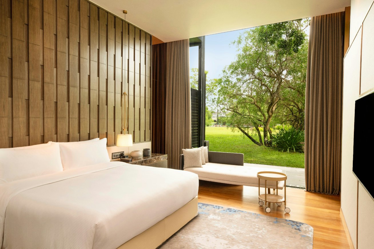 DoubleTree by Hilton Weerawila Rajawarna