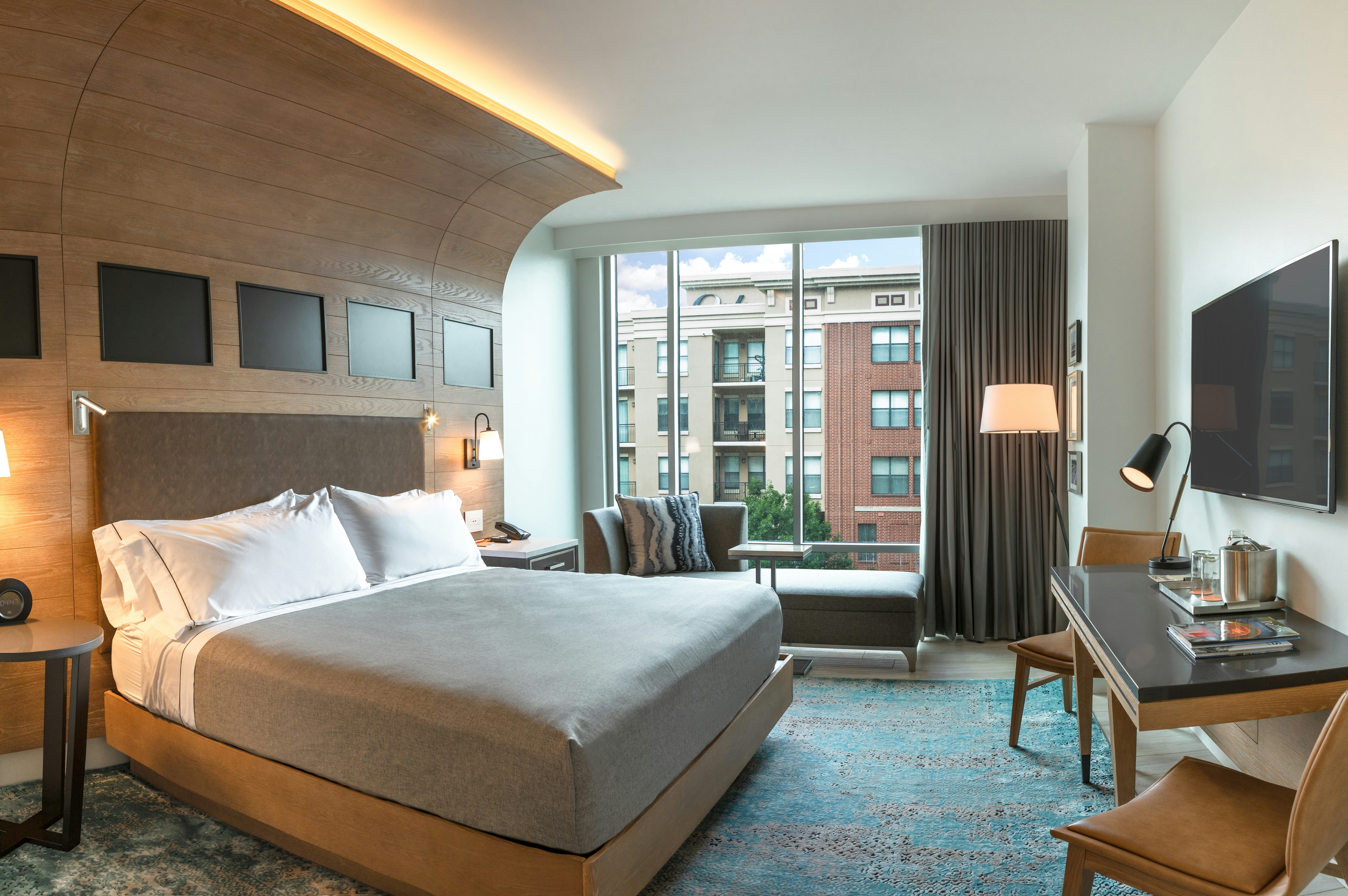 Canopy by Hilton Dallas – Uptown