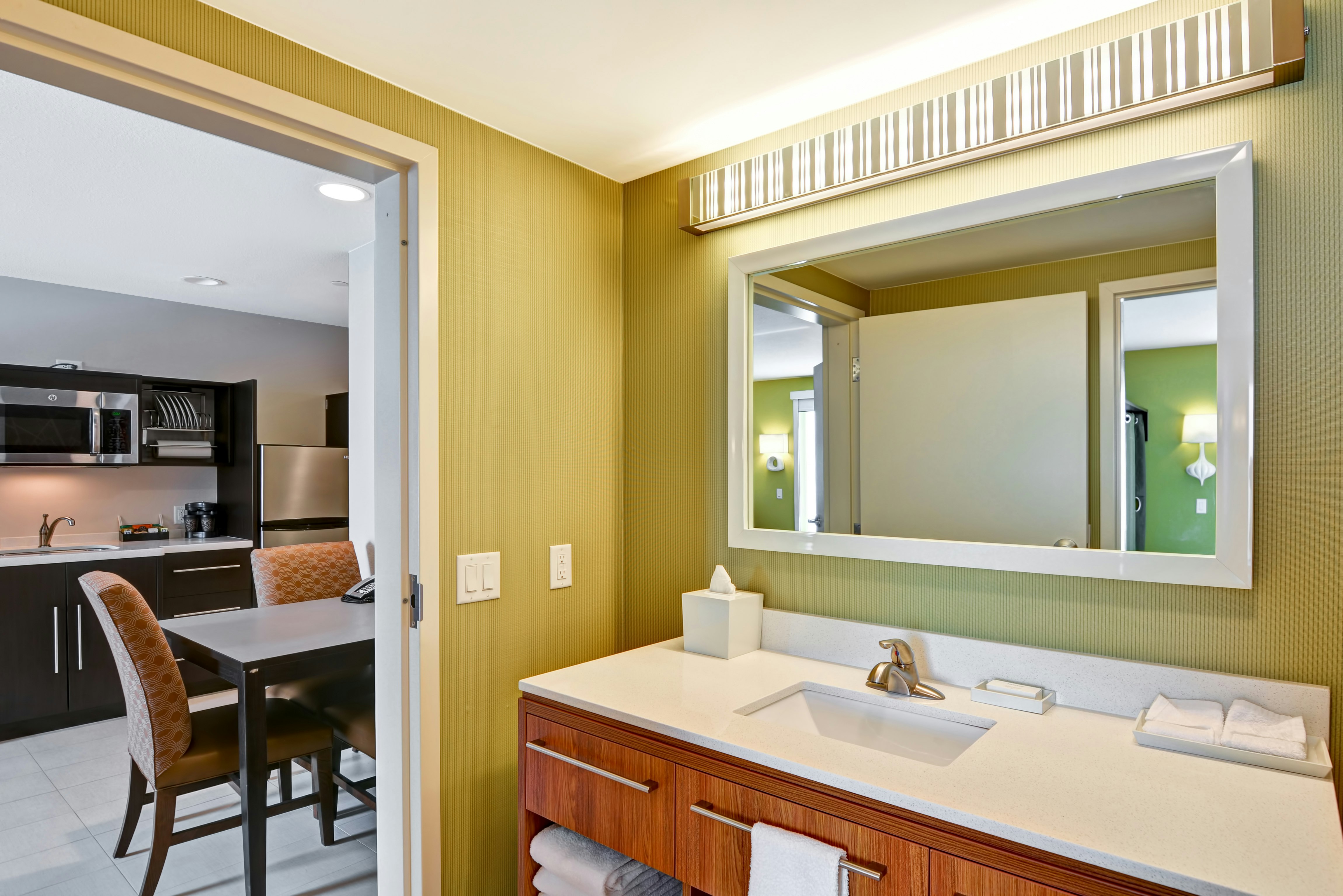 Home2 Suites Green Bay – Green Bay, WI