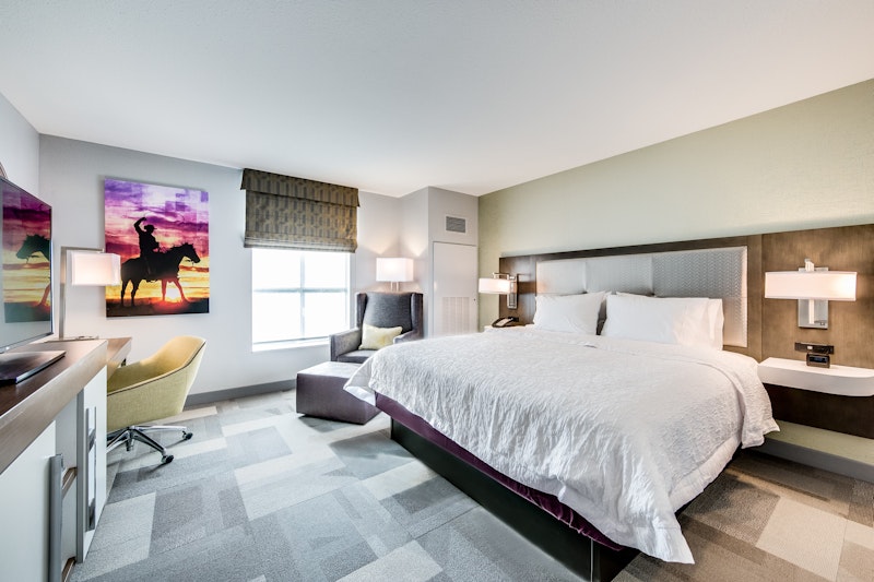 Hampton Inn & Suites Fort Worth Downtown