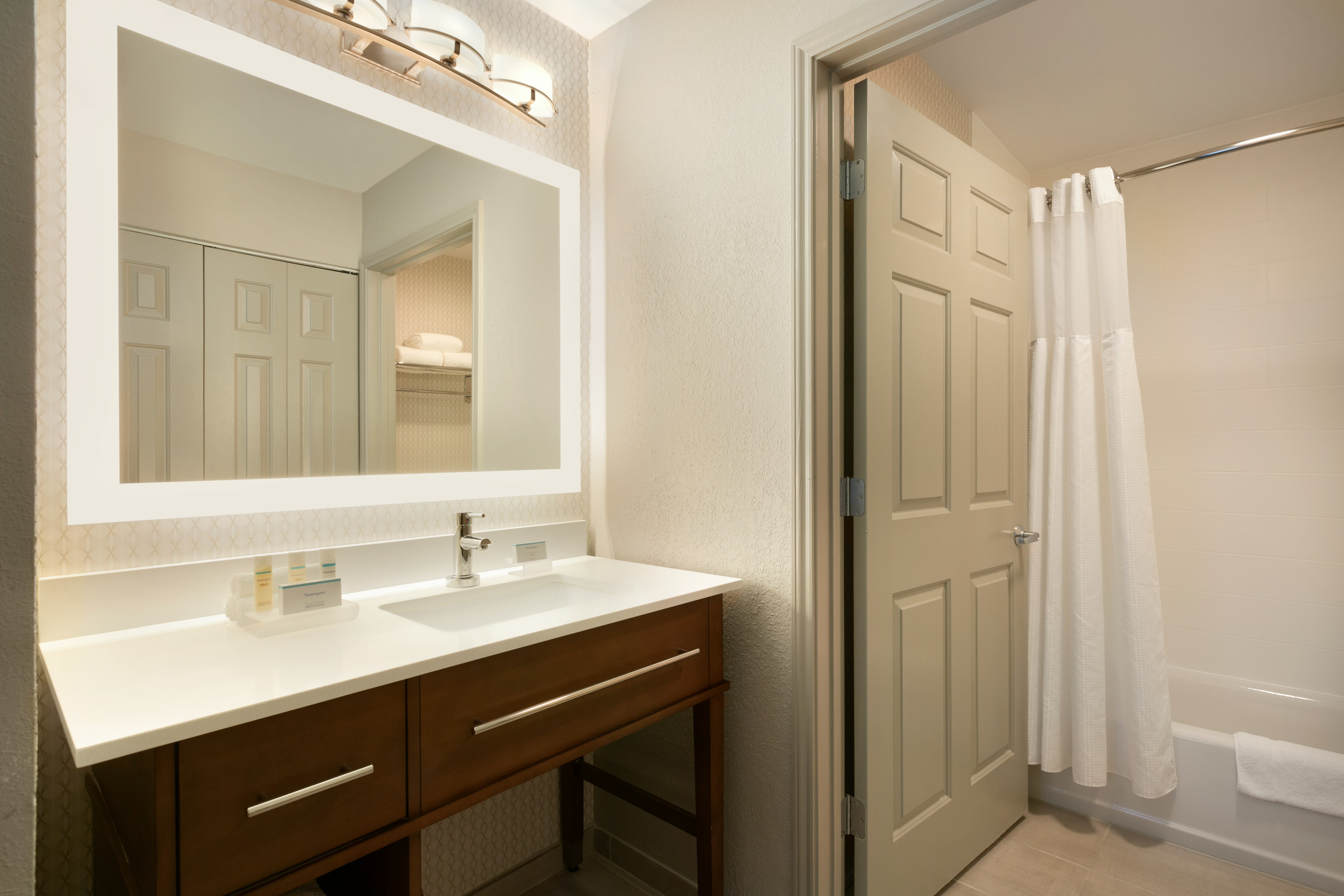 Homewood Suites by Hilton Portland Airport