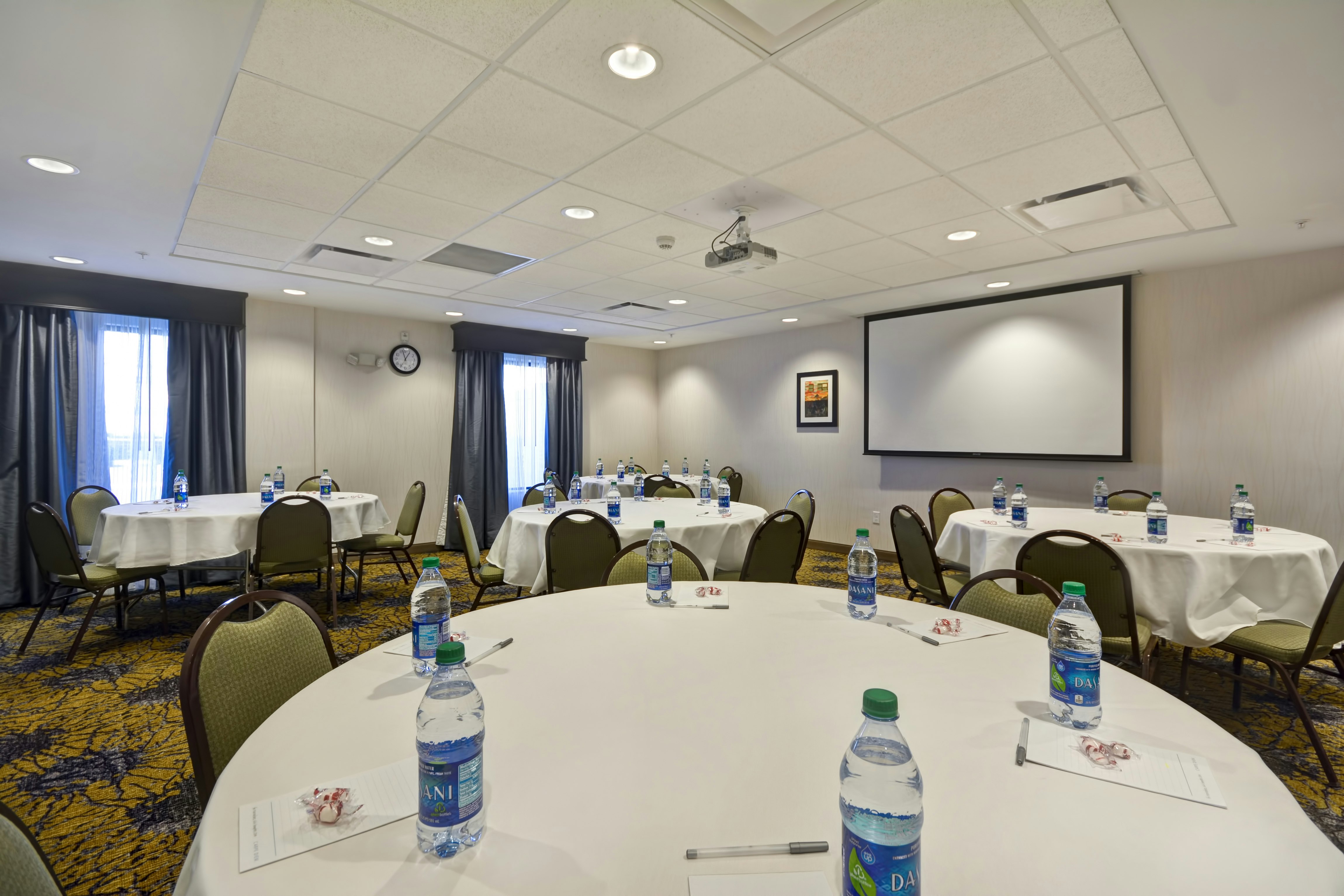 Hampton Inn & Suites Detroit/Warren