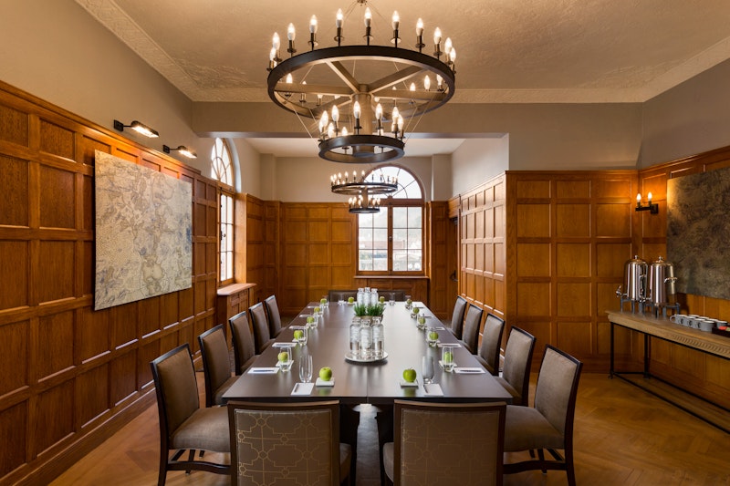 Hotel Saranac, Curio Collection by Hilton