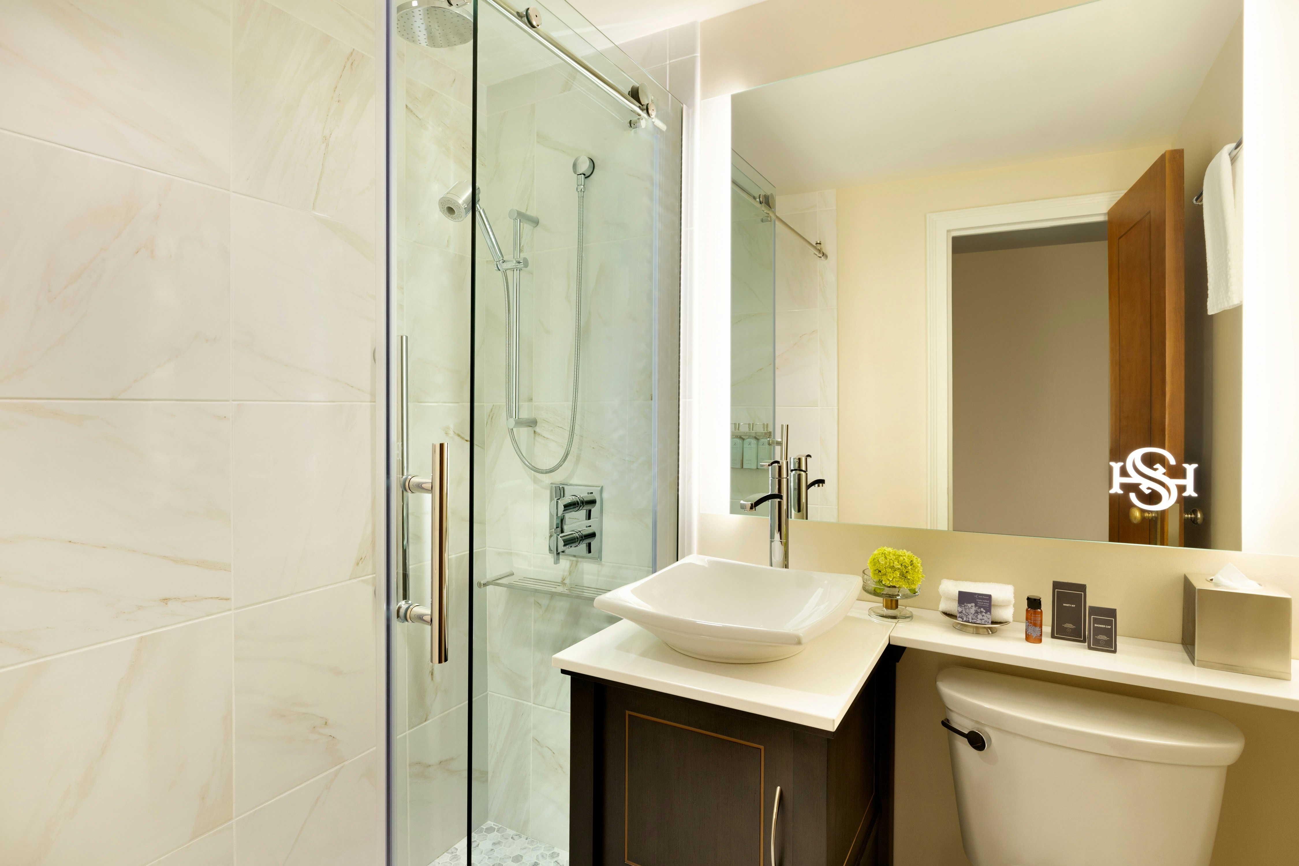 Hotel Saranac, Curio Collection by Hilton