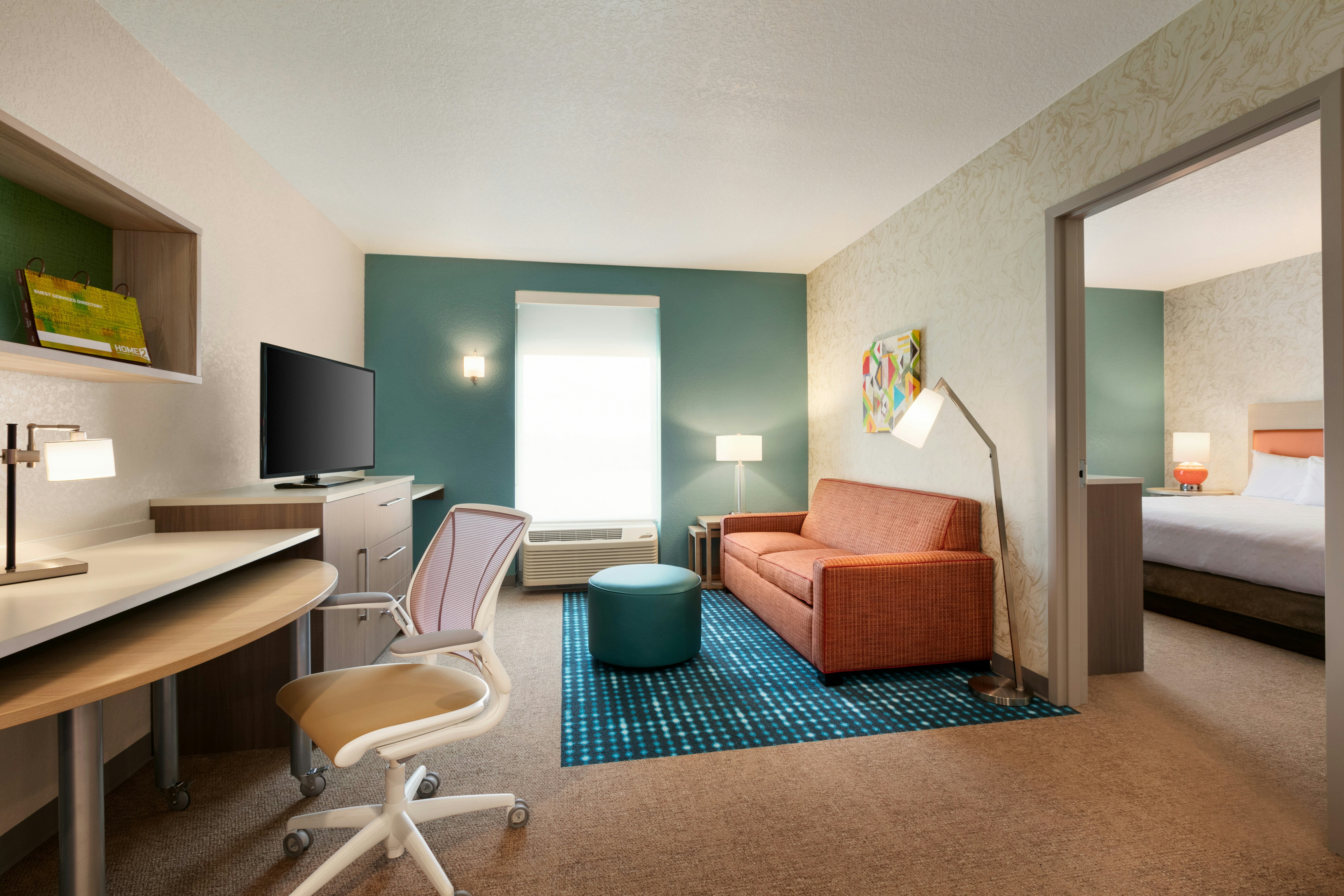 1 KING 1BDRM SUITE NONSMOK