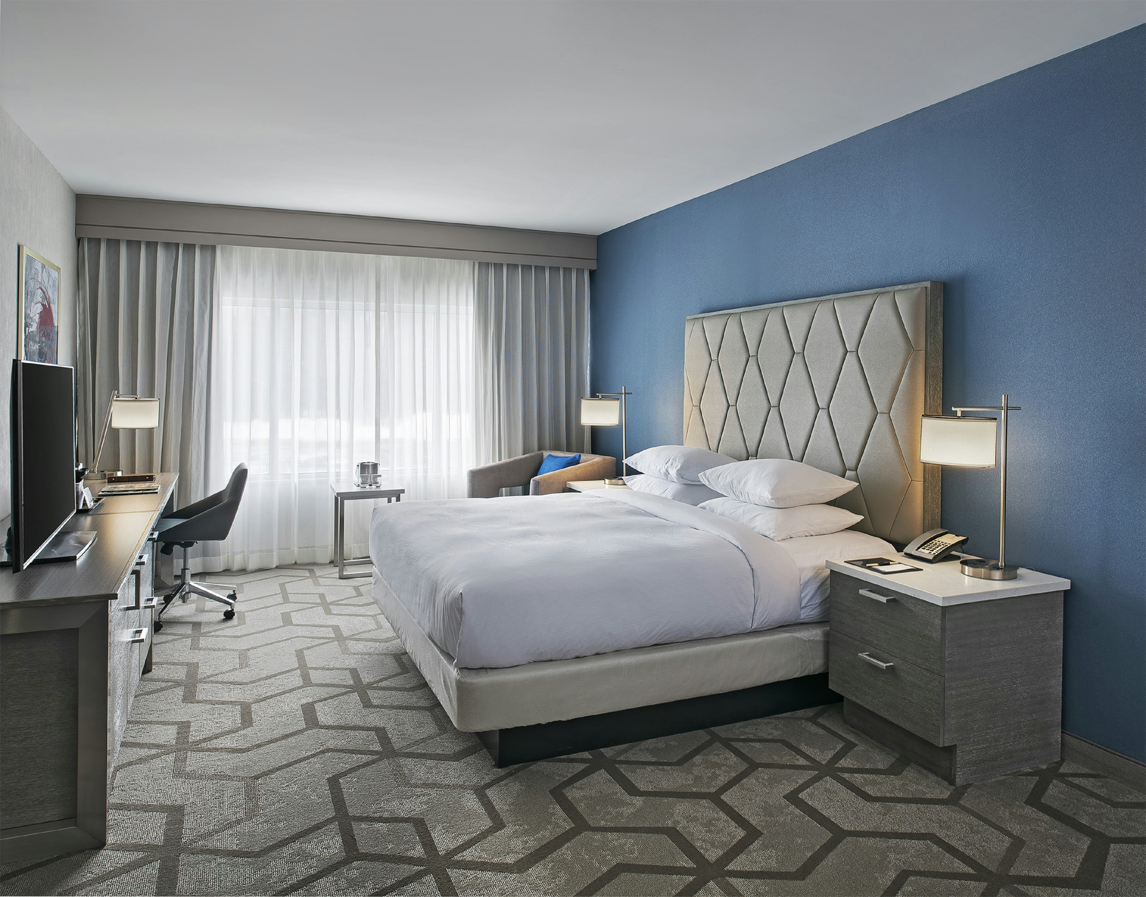 1 KING BED
