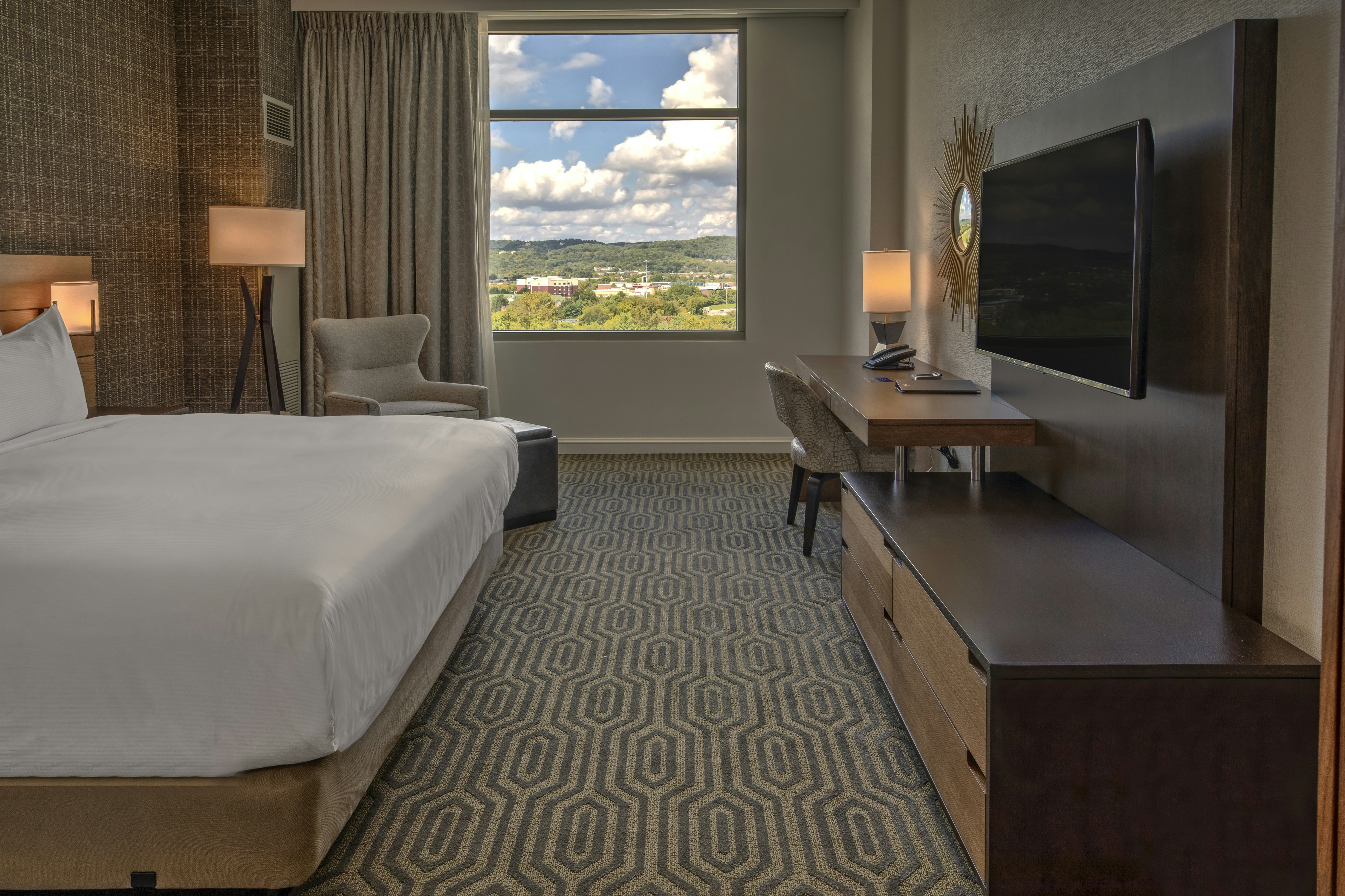1 KING BED