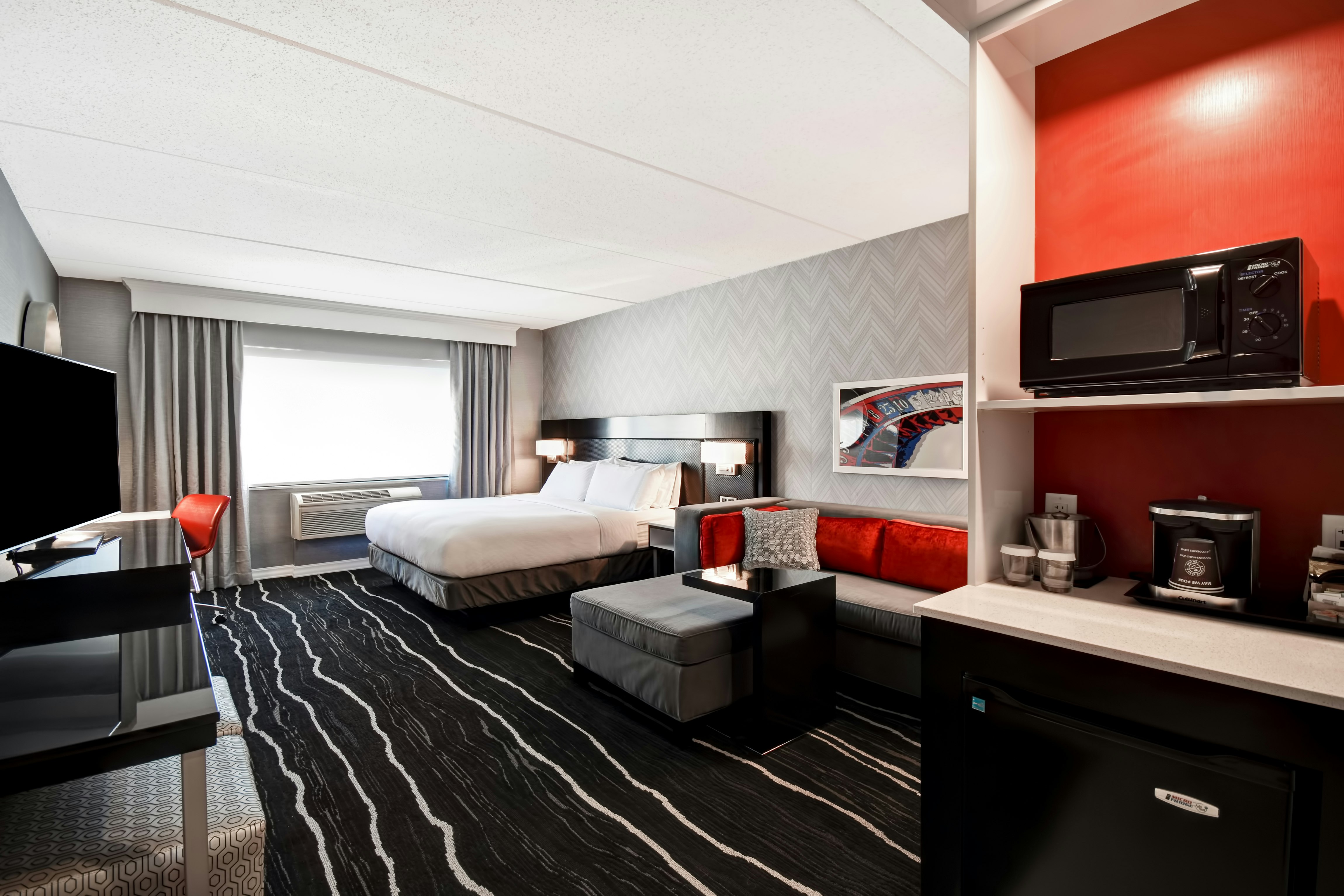 1 KING BED