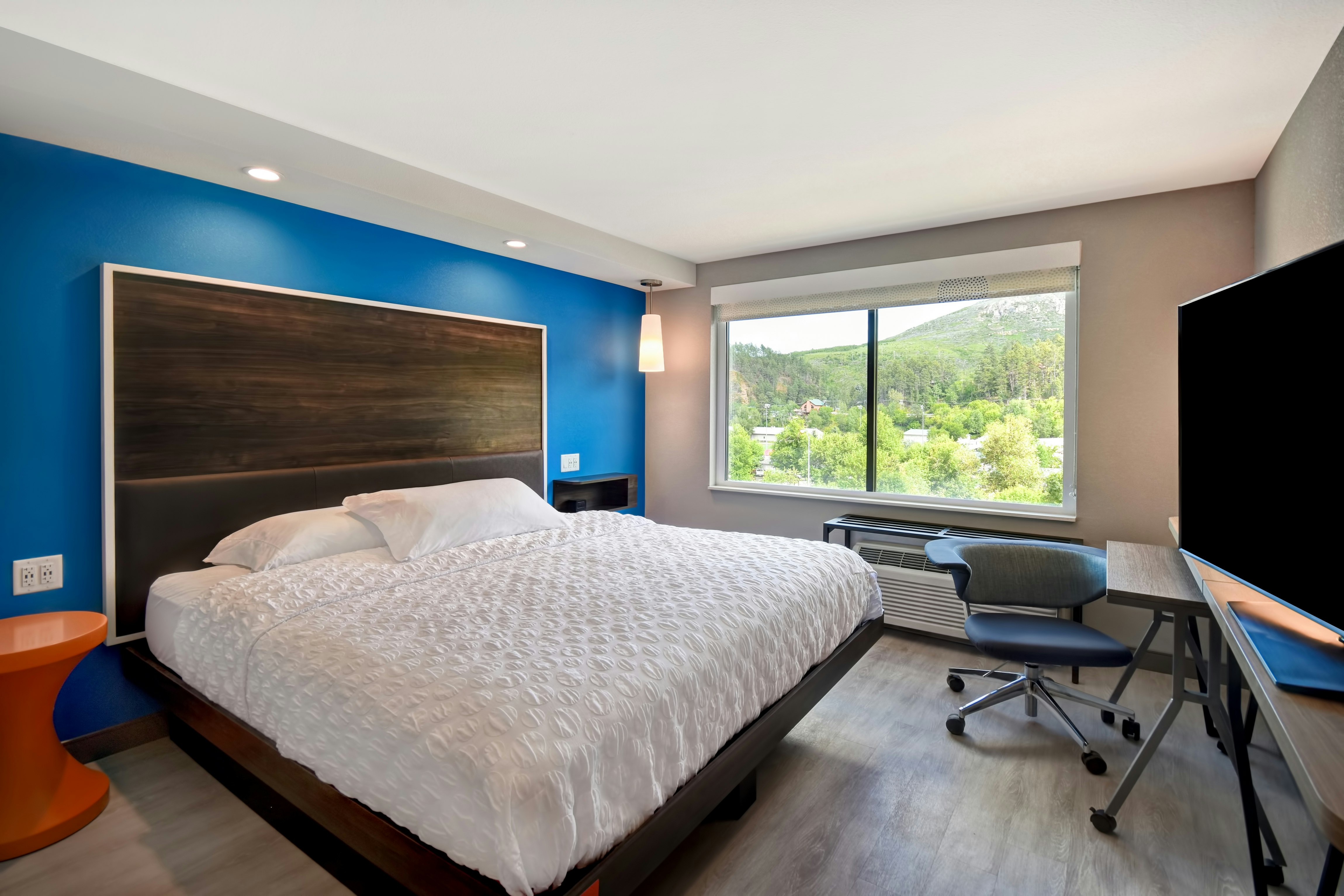 Tru by Hilton Deadwood
