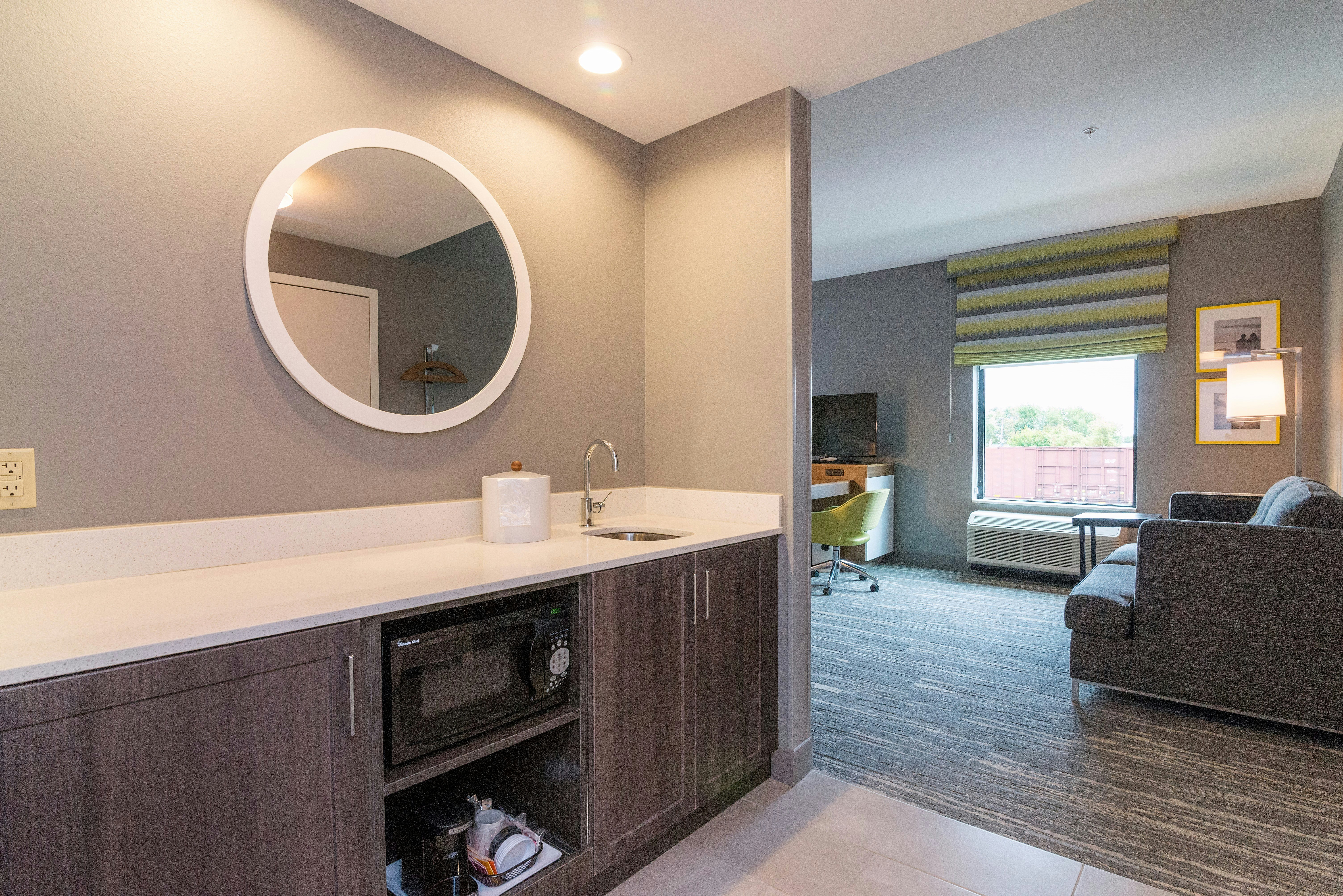 Hampton Inn & Suites Detroit/Allen Park
