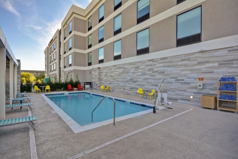 stayAPT Suites Louisville North – Clarksville