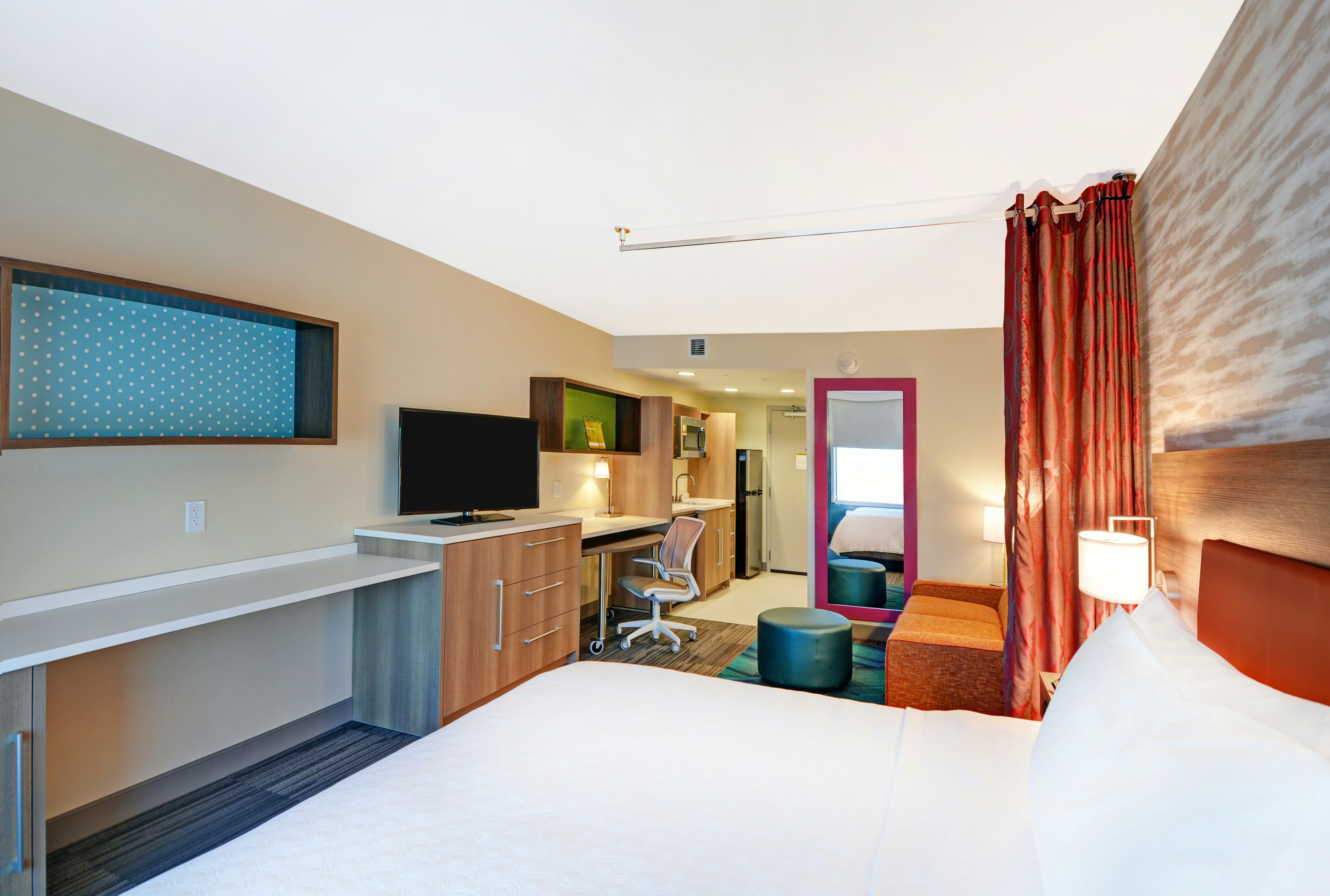 stayAPT Suites Louisville North – Clarksville