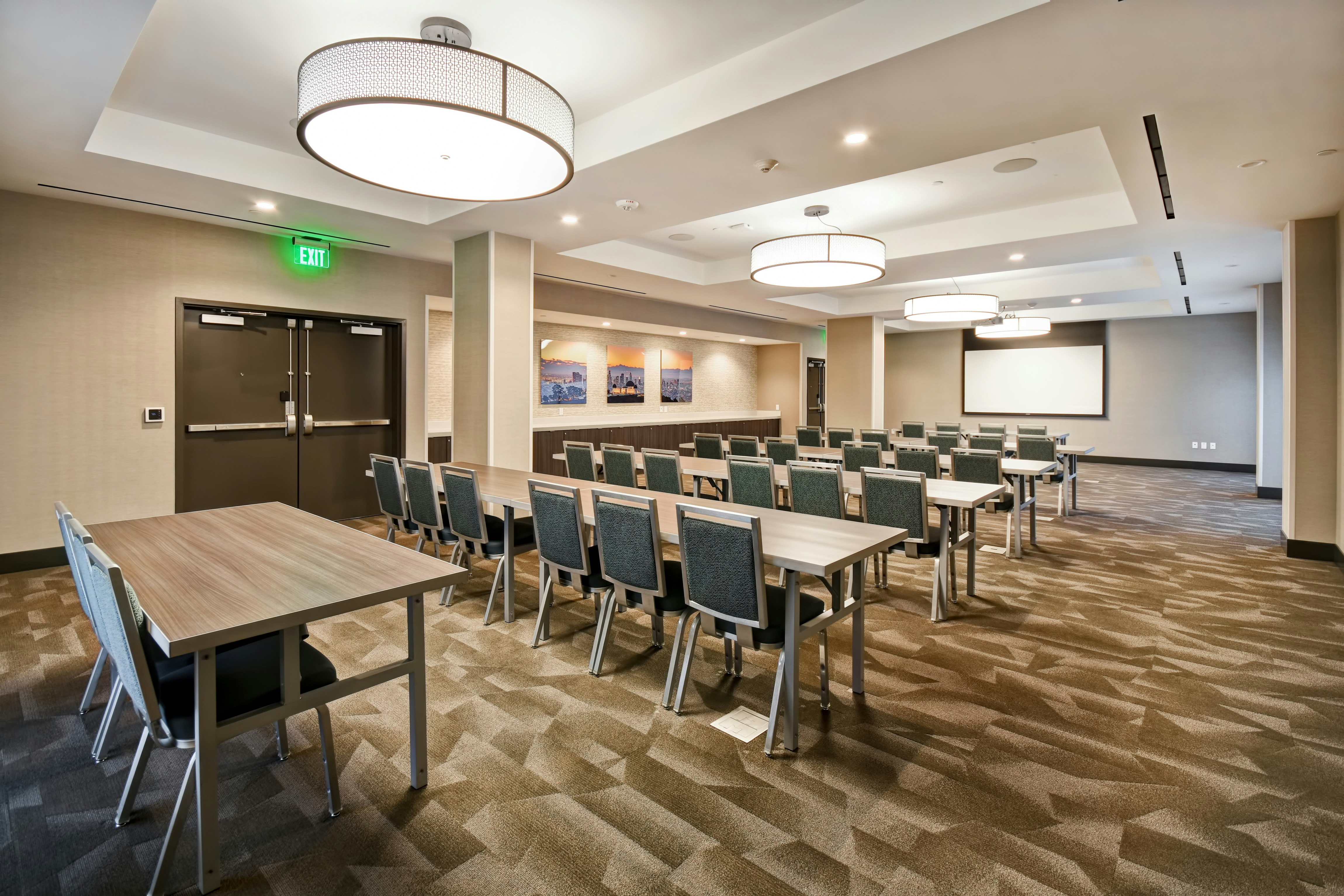 Home2 Suites by Hilton Los Angeles Montebello