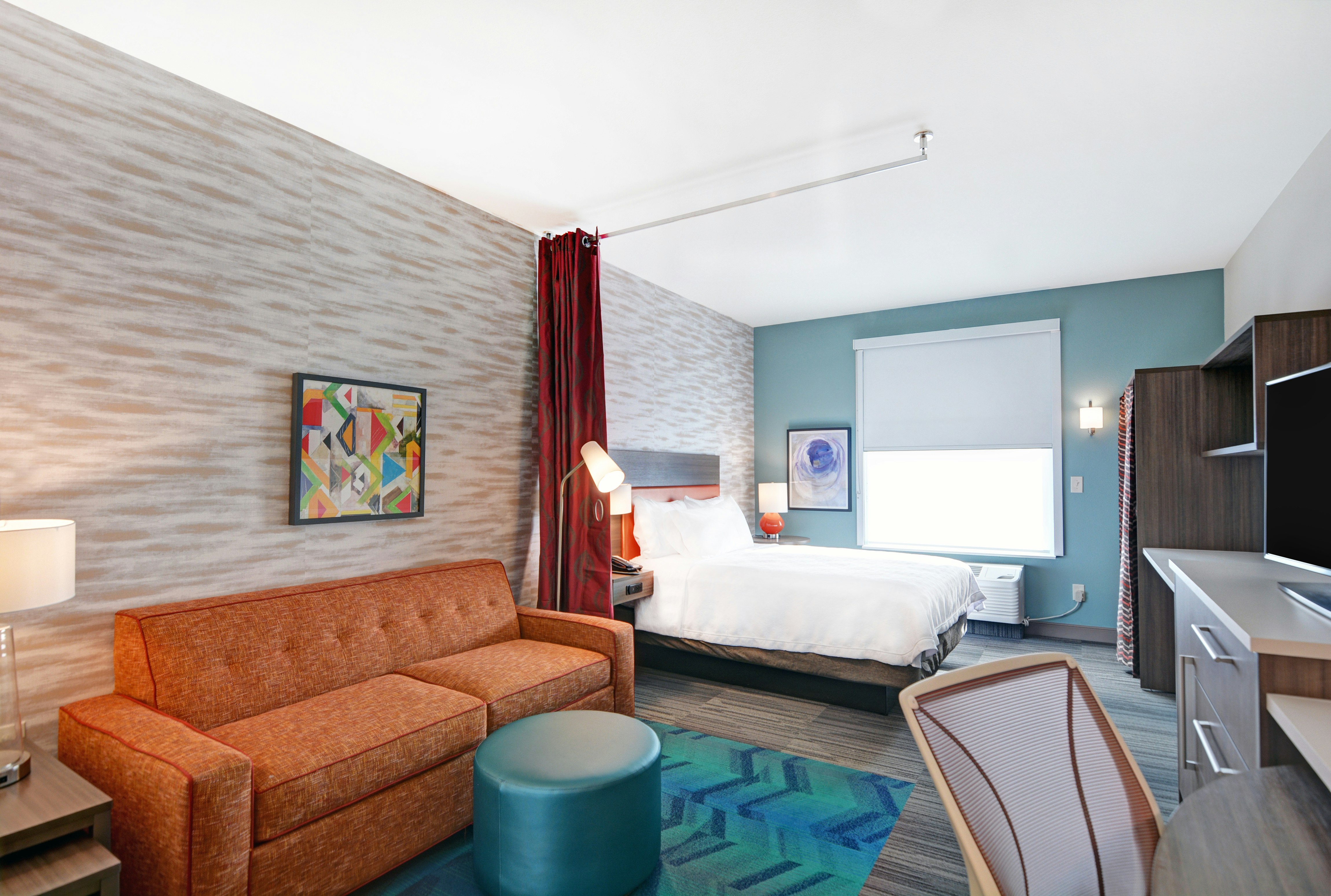 1 QUEEN BED STUDIO NONSMOK