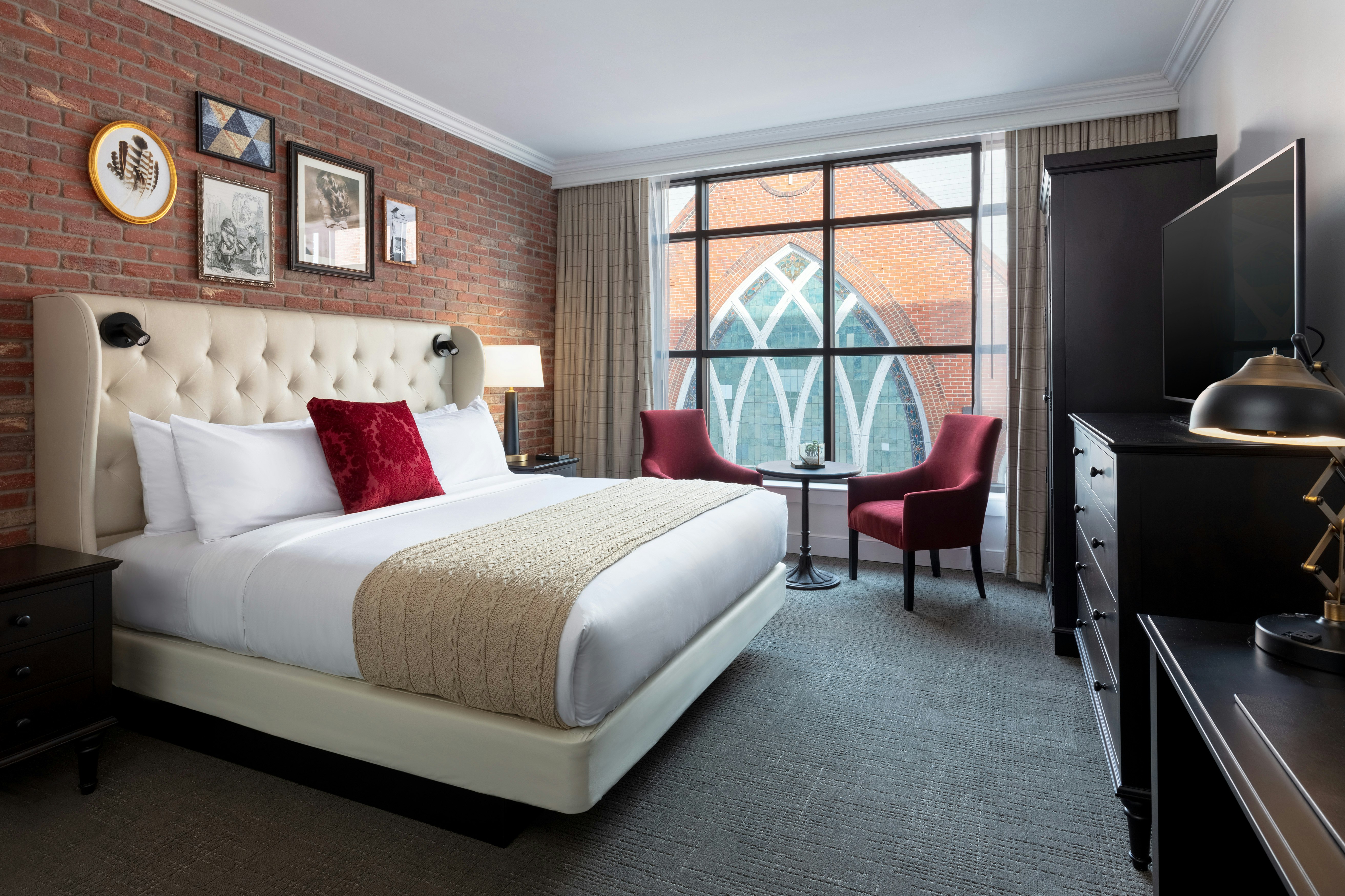 The Foundry Hotel Asheville, Curio Collection by Hilton