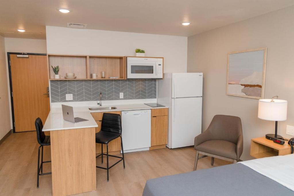 LivAway Suites Tri-Cities Richland