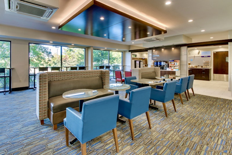 HOLIDAY INN EXPRESS FISHKILL
