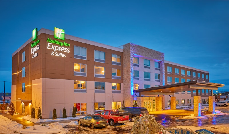 Holiday Inn Express and Suites Hermiston Downtown