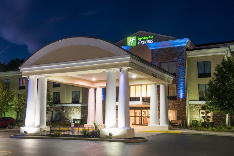 Holiday Inn Express & Suites, Sharon-Hermitage, PA