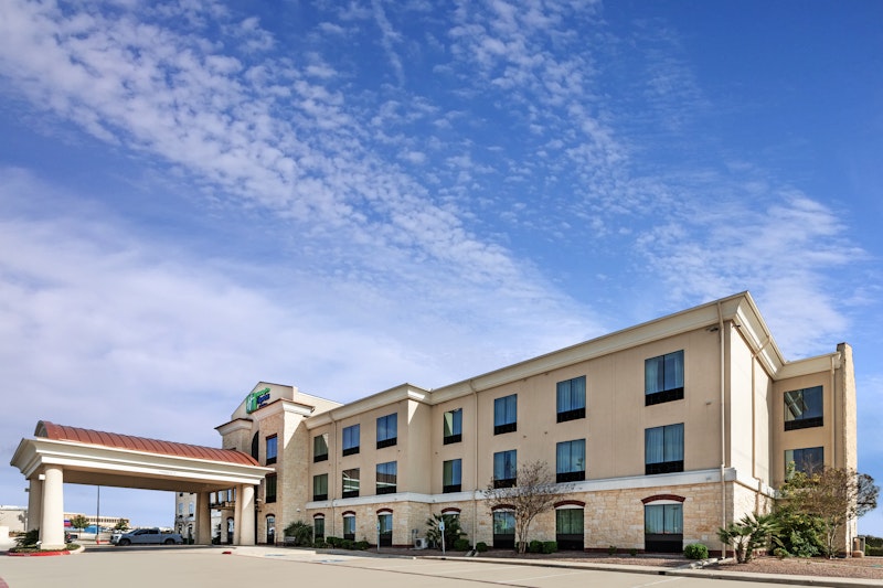 FLORESVILLE