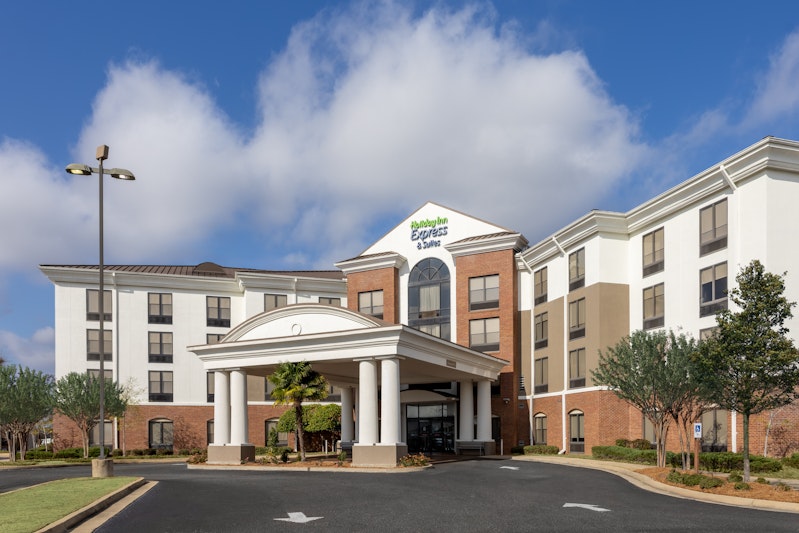 HOLIDAY INN EXP STES FLOWOOD
