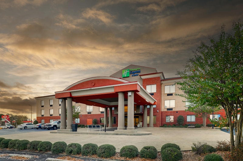 HOLIDAY INN EXPRESS GADSDEN