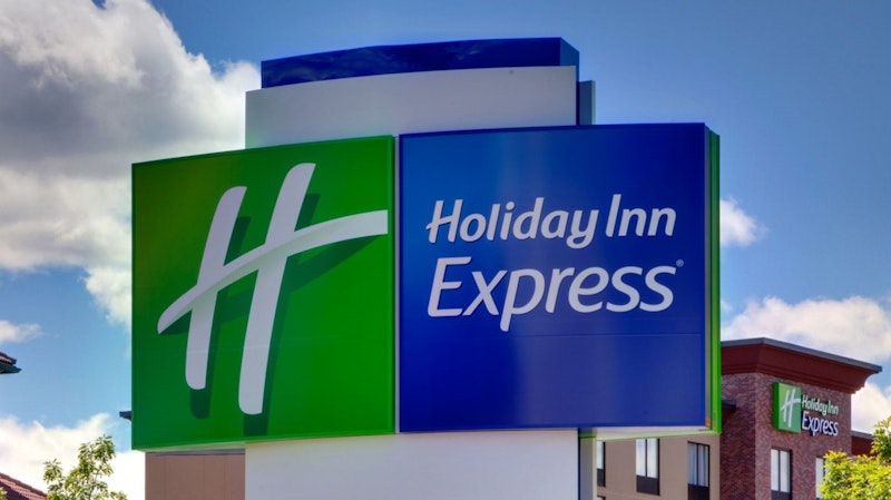 Holiday Inn Express Garden City East