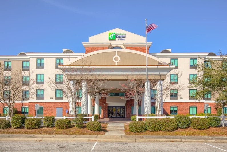 HOLIDAY INN EXP GULF SHORES
