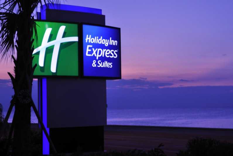 Holiday Inn Express and Suites Galveston West-Seawall