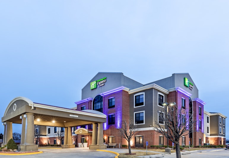 HOLIDAY INN EXP SUITES GUYMON
