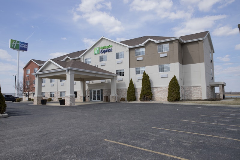 Holiday Inn Express Toledo West – Napoleon