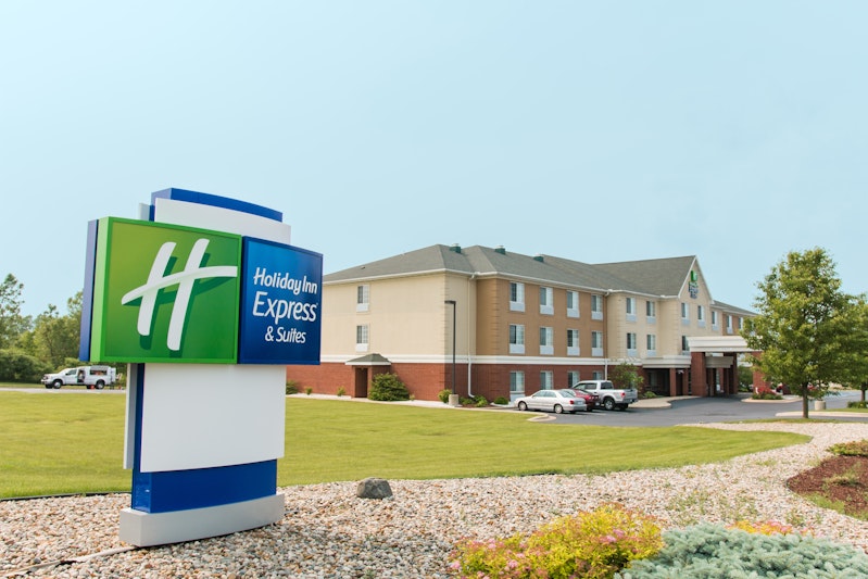 Holiday Inn Express and Suites Jackson