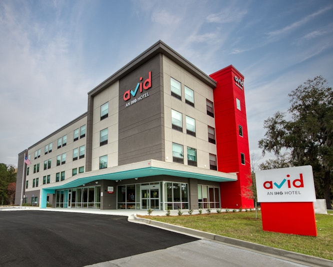 avid Hotels Savannah South – Gateway