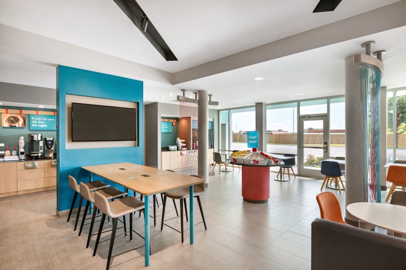 avid Hotels Lancaster