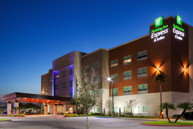 Holiday Inn Express and Suites Edinburg-McAllen Area