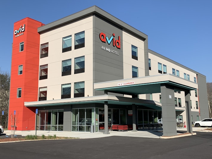 avid Hotels Salem
