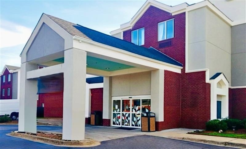 Independent (SPHC) Broad Street Inn