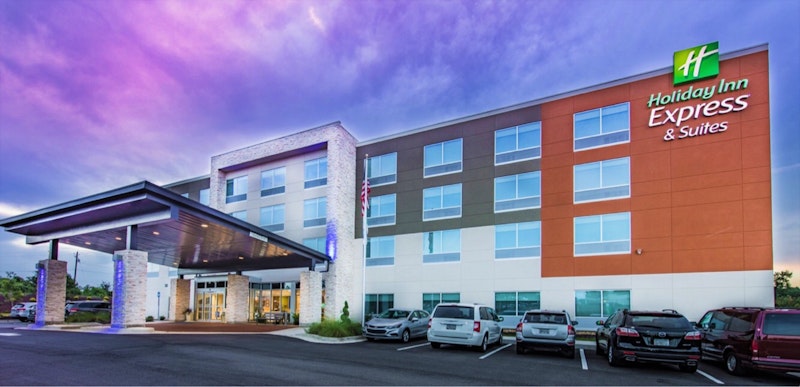 Holiday Inn Express and Suites Milledgeville