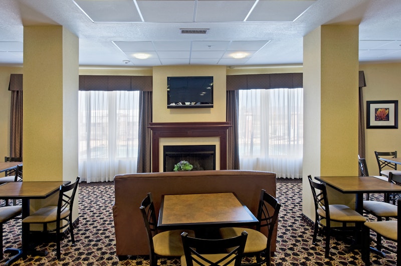 HOLIDAY INN EXP STES WILLCOX