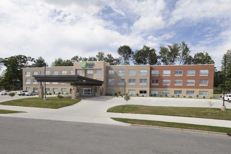 Holiday Inn Express and Suites La Porte