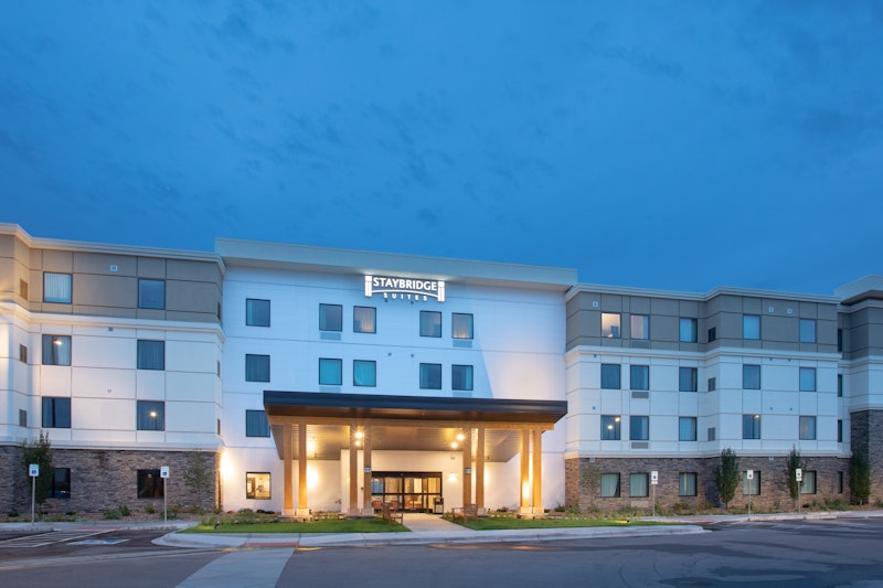 Staybridge Suites Denver South – Ideal Colorado Wedding Venues